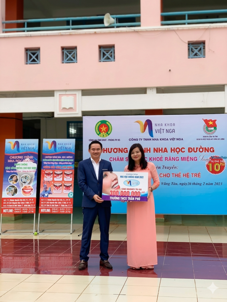 nha-khoa-viet-nga-anh-bac-hieu-nha-giay-khen